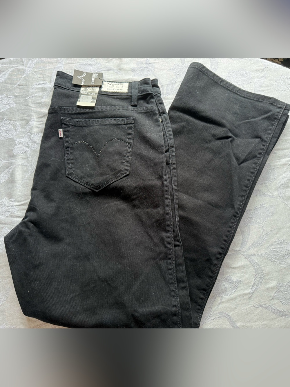 Levis Bootcut Black Denim Jeans with Rhinestone Pockets NEW NWT